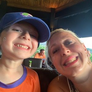 Meet your Posher, Cindy